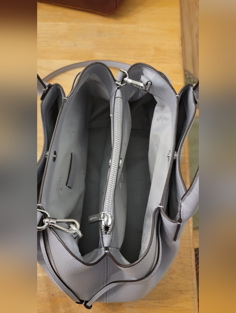 Kate Spade Grey Medium Duffle Handbag with Removable Strap - Picture 3 of 6